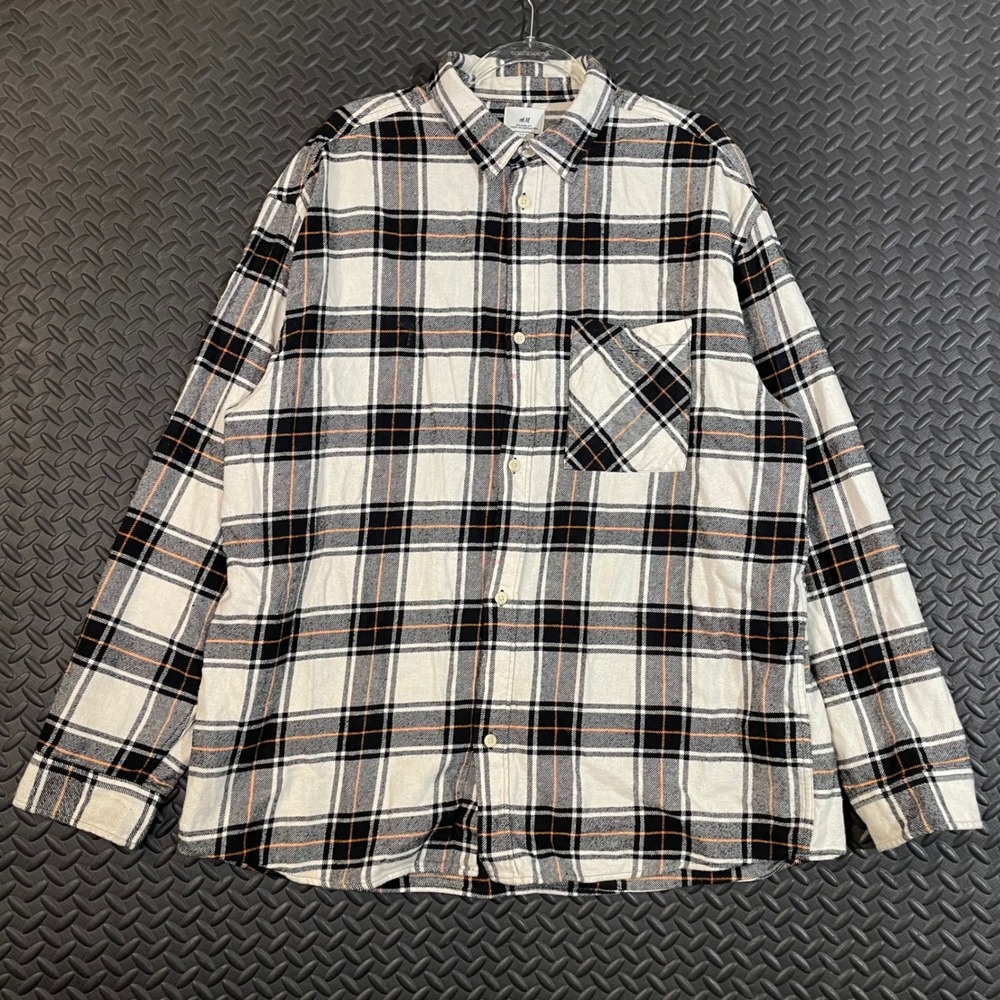 H&M Cream Black Plaid Button Up Relaxed Fit Heavy Flannel Shirt Men's Size XL